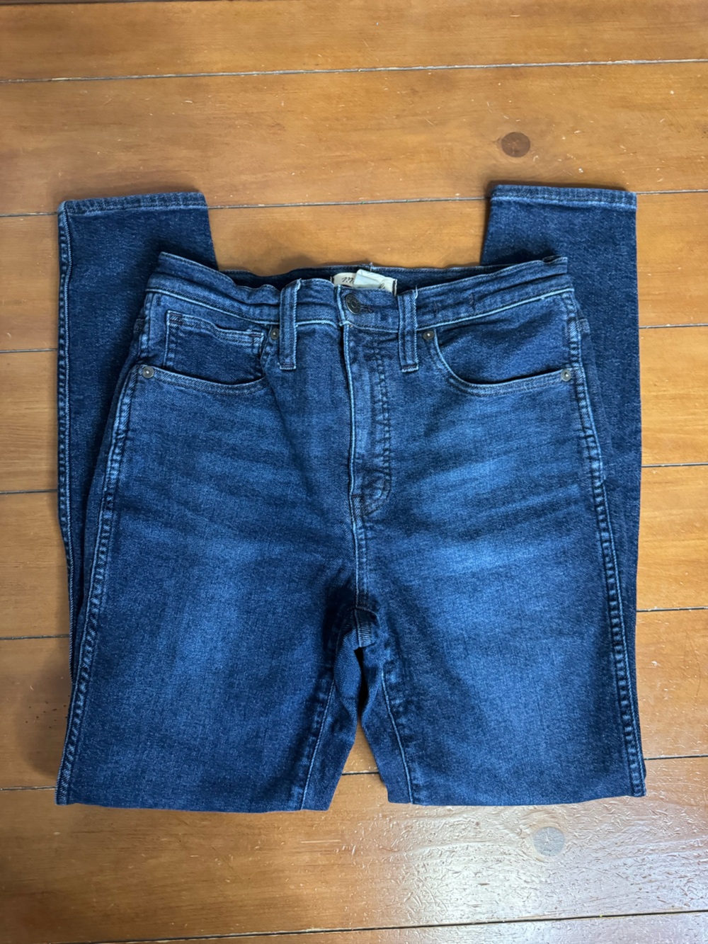 Madewell Women’s Skinny Jeans in Dark Blue Denim - Picture 2 of 5